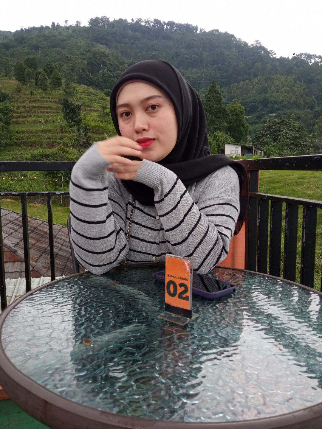 alifia as profile icon