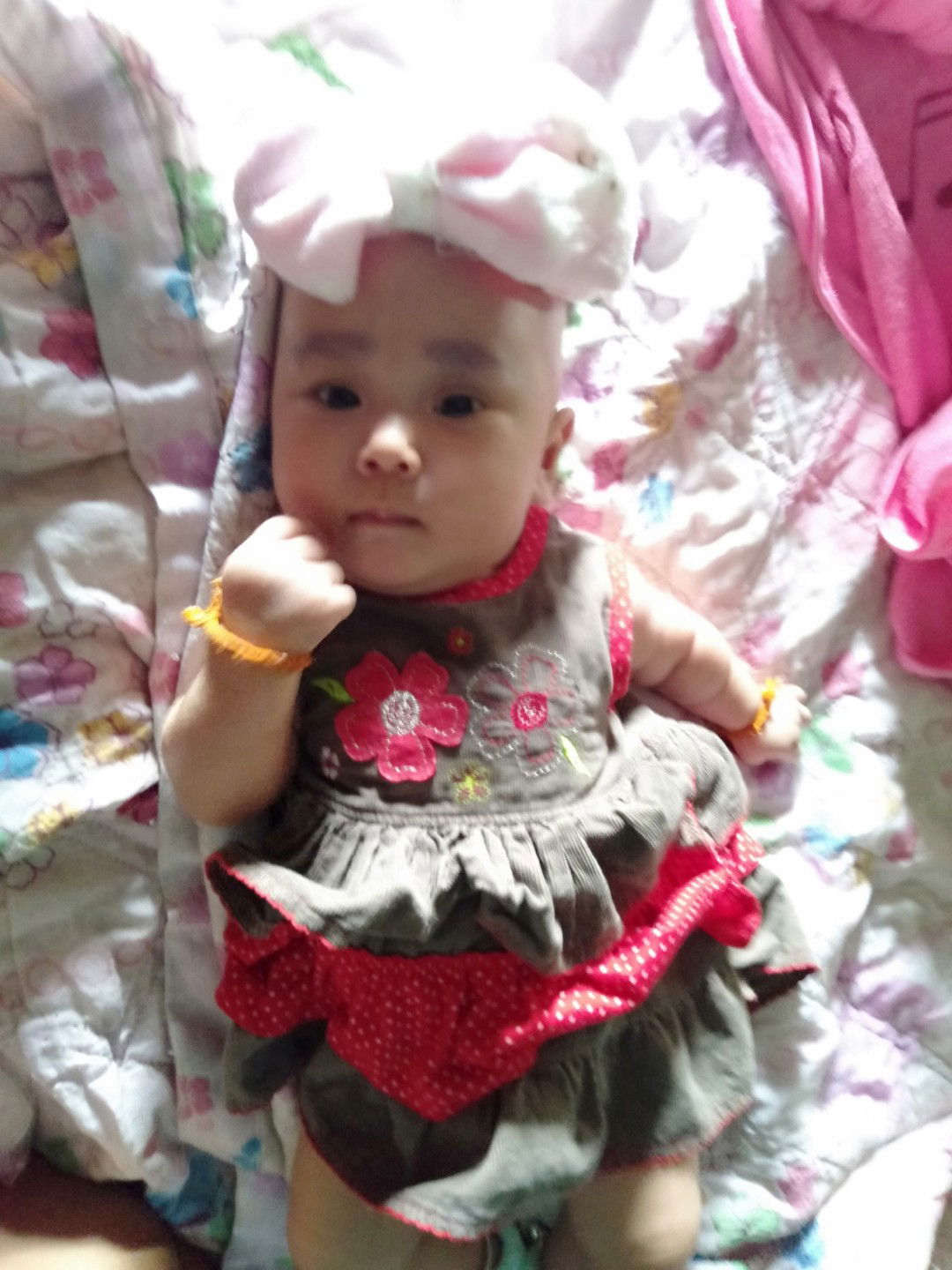 วันนี้พาลูกสาวไปฉีดวัคซีนมาแผลที่เข็มฉีดลูกสาวปวด