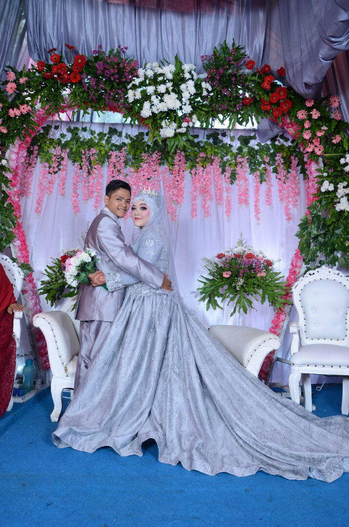 Ades Puspita profile icon