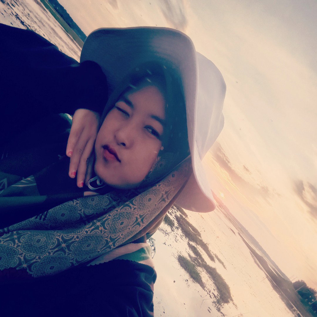 Dwi Oktavianty profile icon