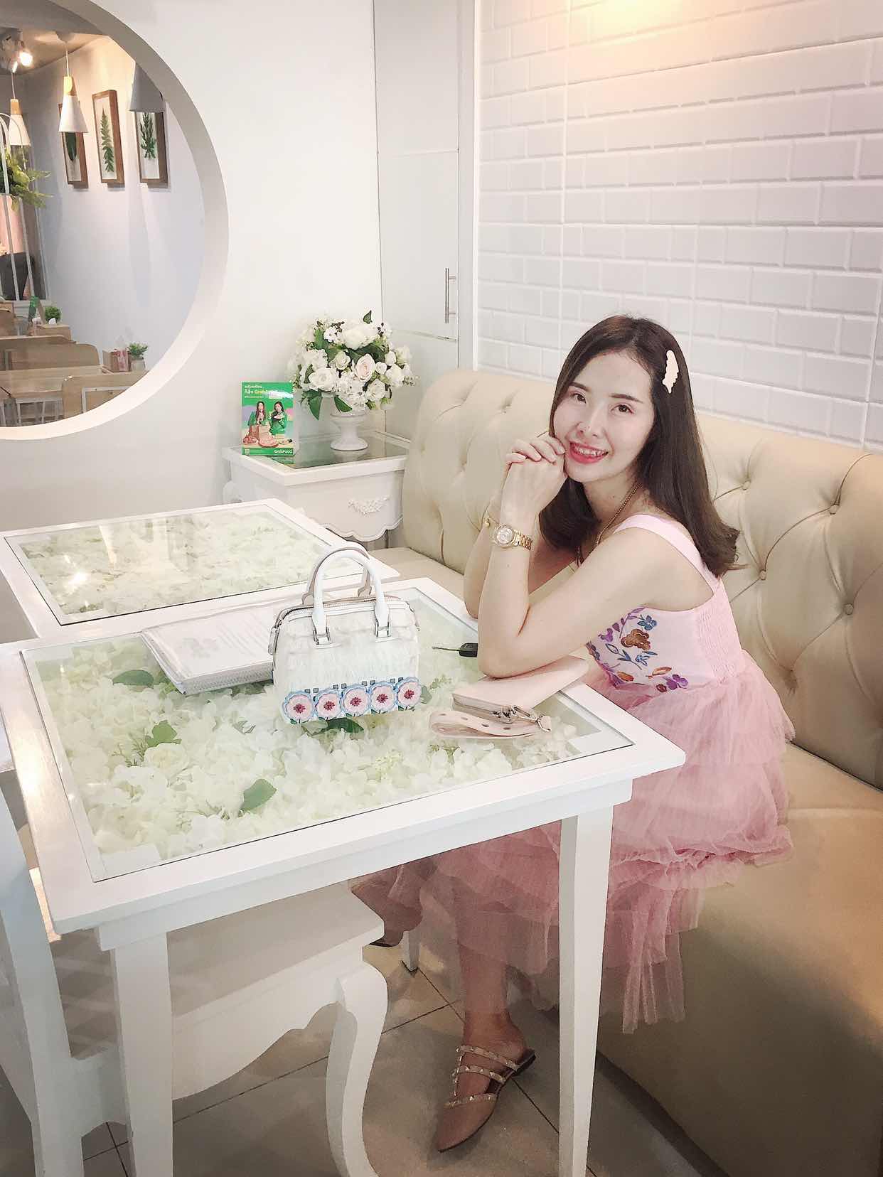 Hunney Zizi profile icon