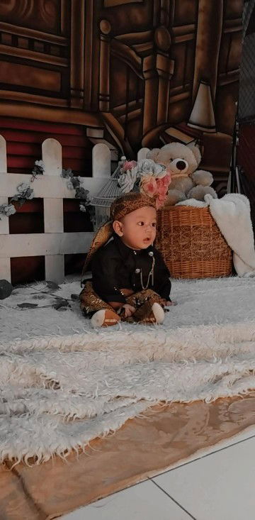 Elok yuswi profile icon