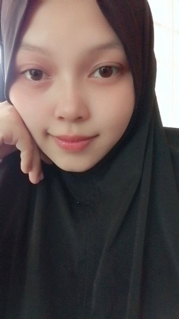 Ellisha Nur profile icon