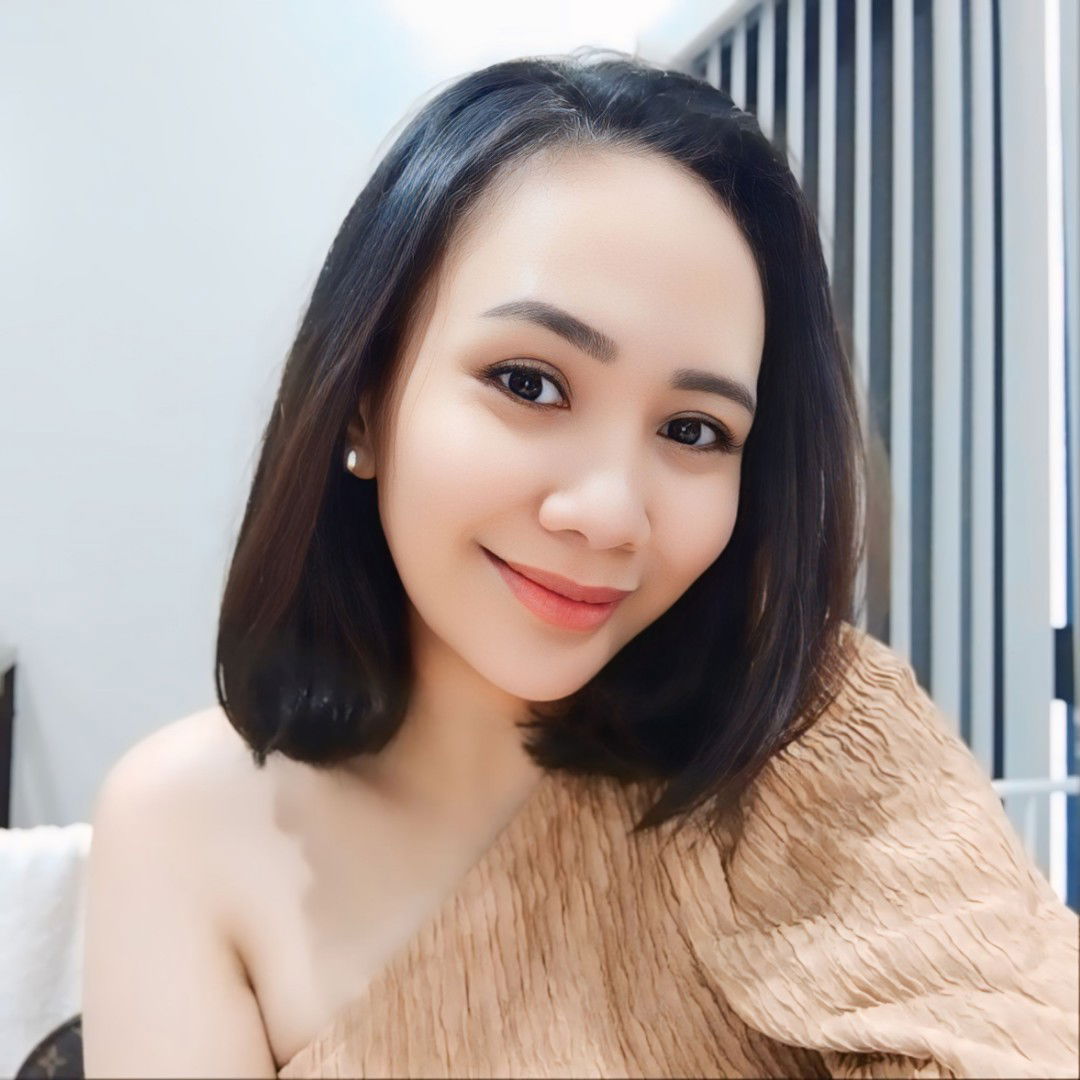 Lois Seneta profile icon