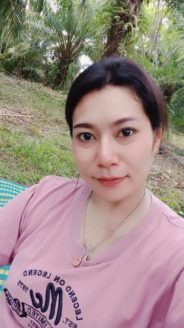 May's Laddawan profile icon