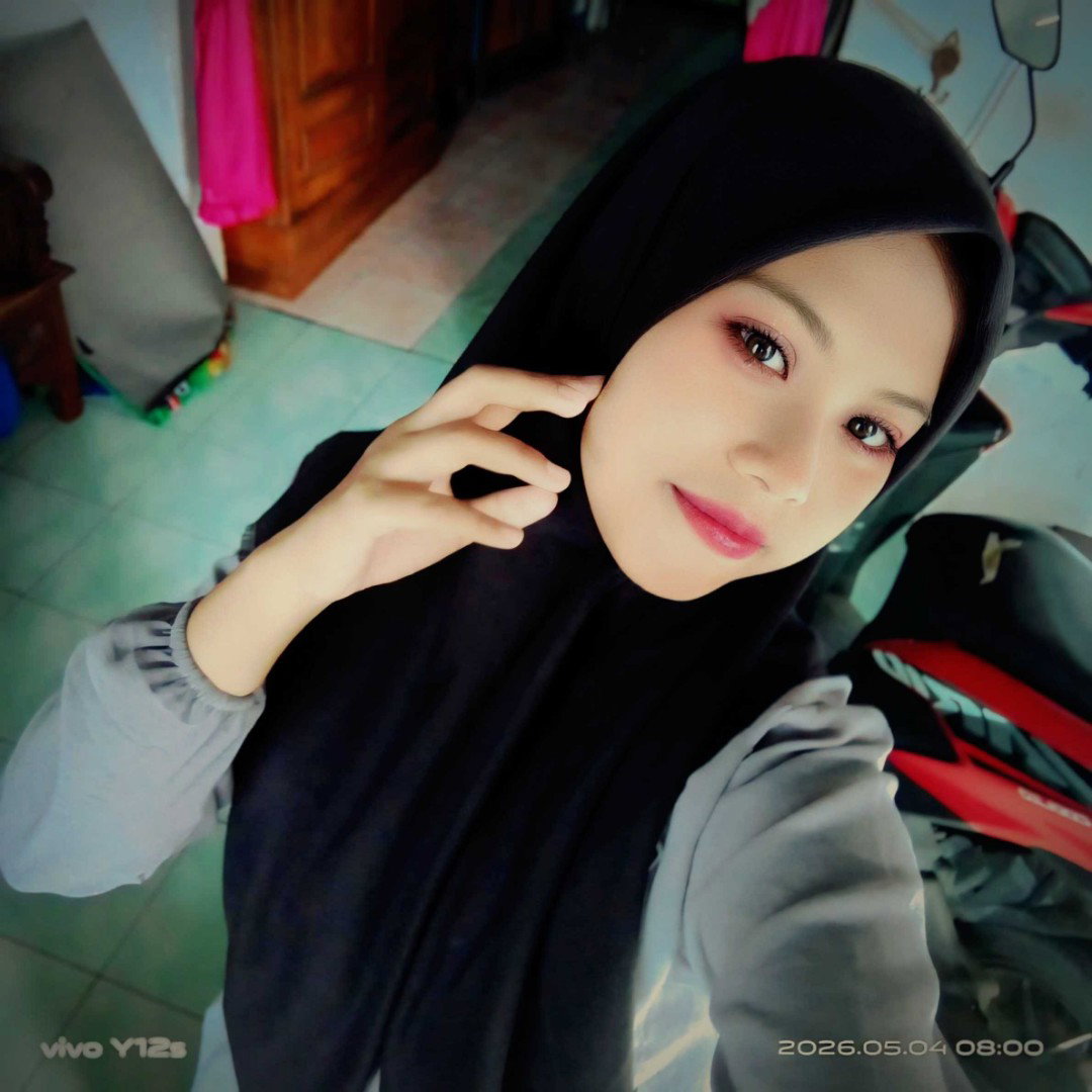 Mei Nur Cahyati profile icon