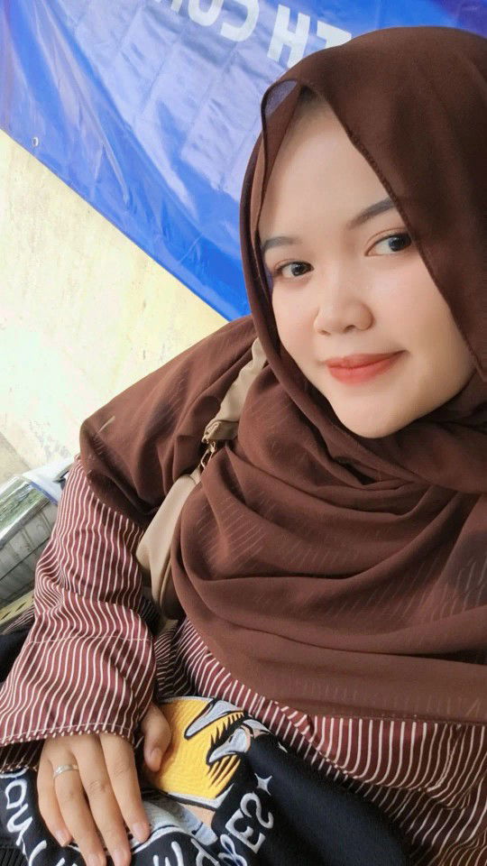 Anis Suhartini profile icon