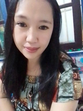 Nur Hamida profile icon