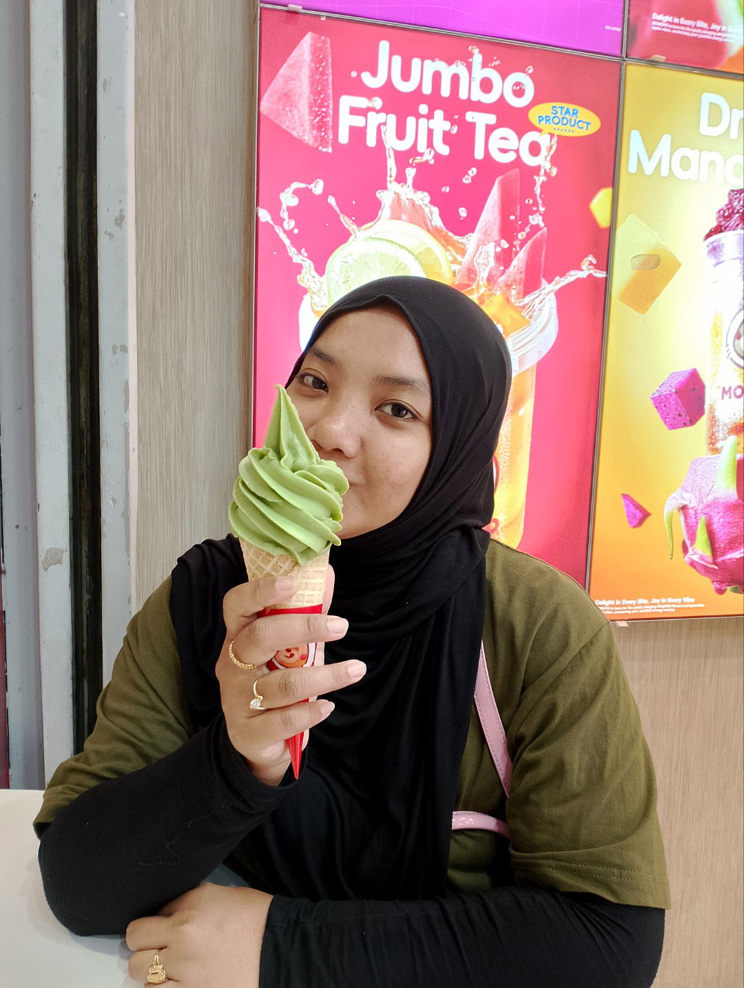 SITI NURHIDAYAH BINTI MOHD ROFI profile icon