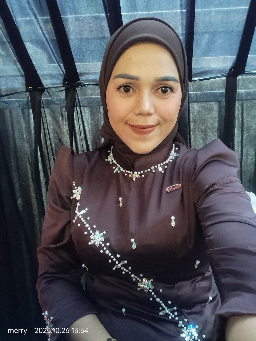 Merry Susanti profile icon