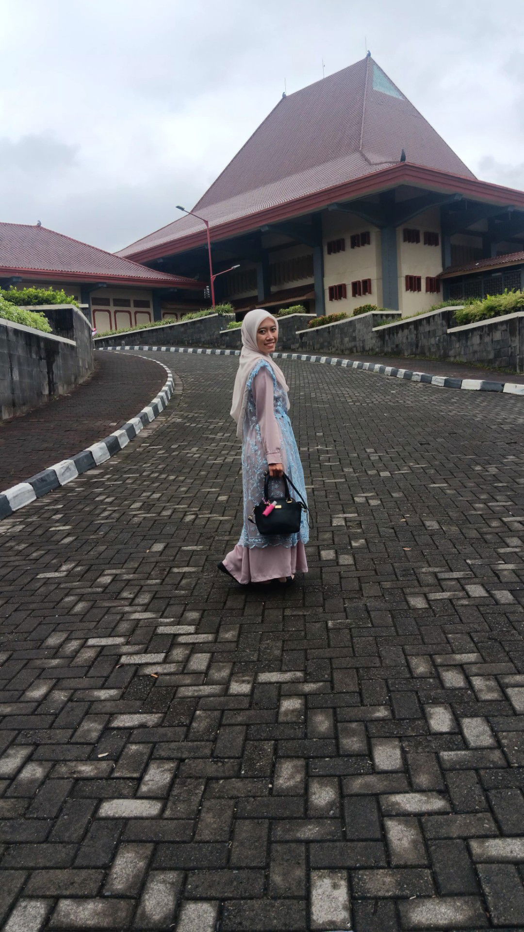 ermykusuma official profile icon