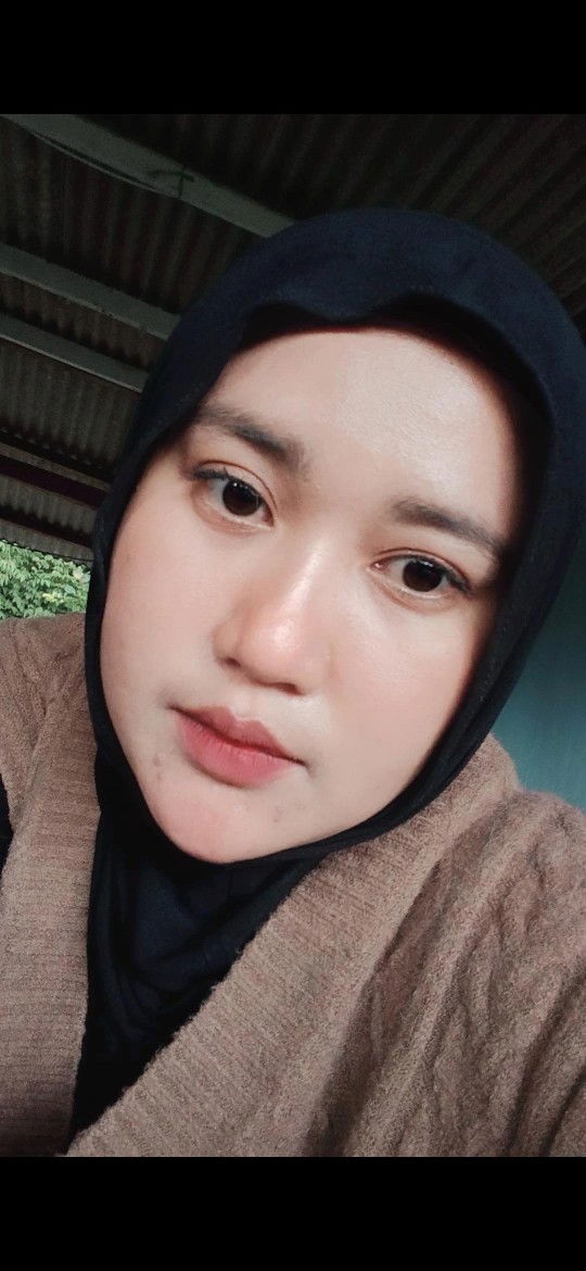 Della Verawati profile icon