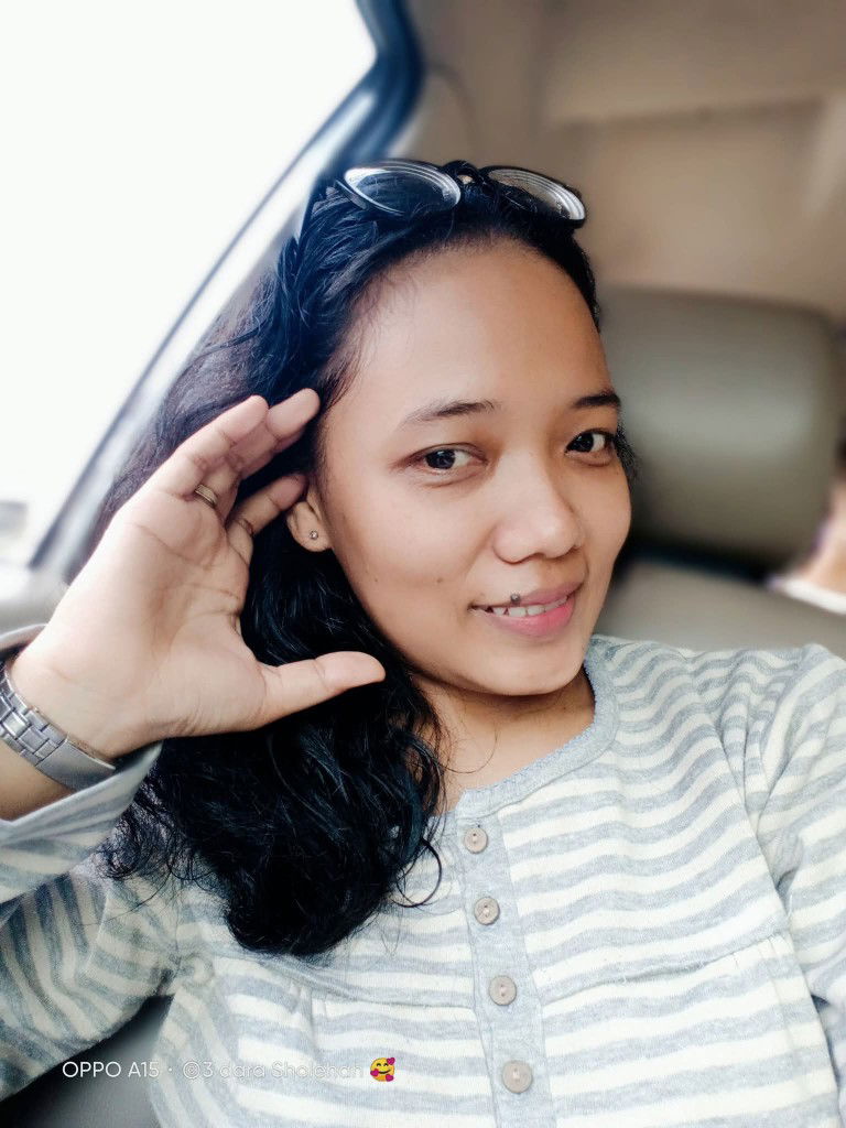 Ayu Lestari profile icon