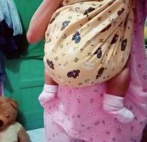 m shape