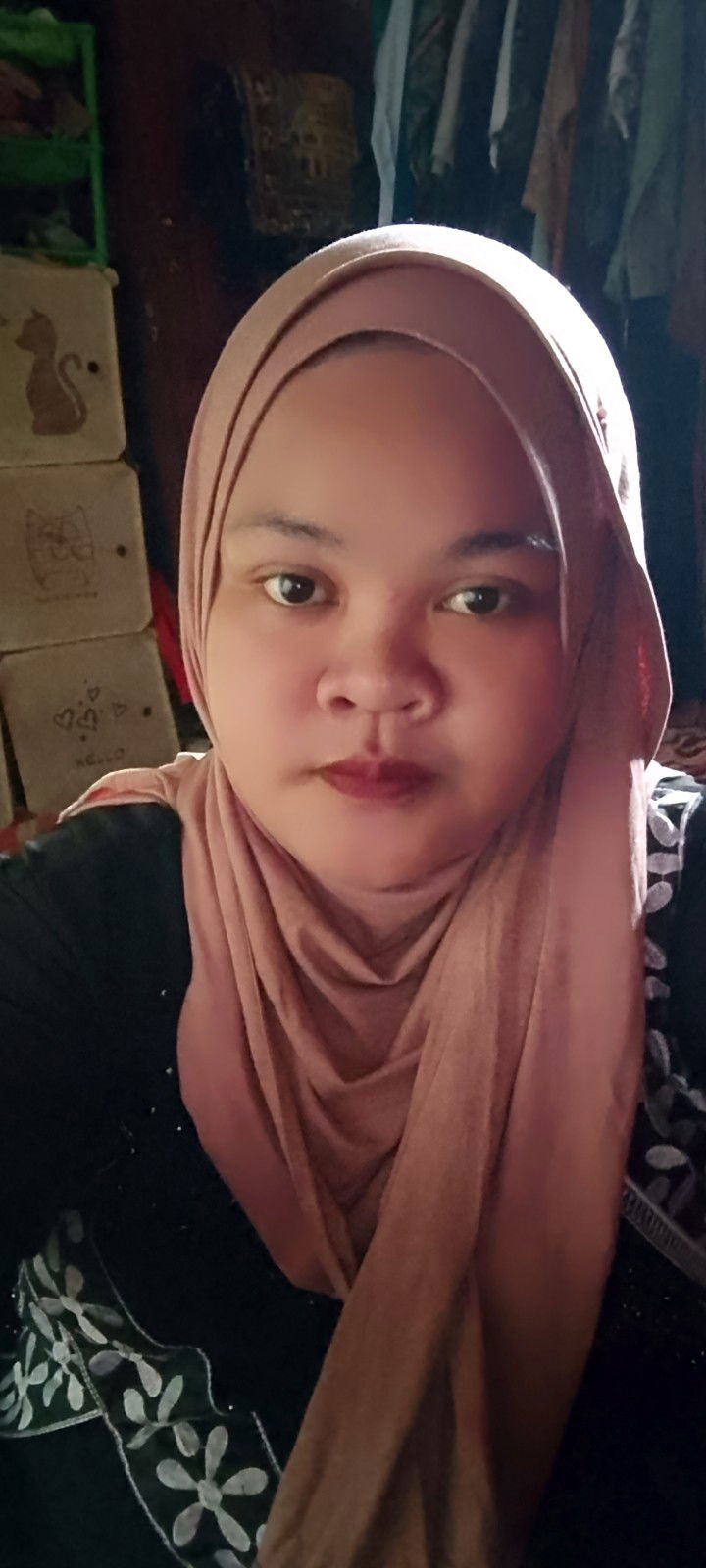 Yuliyanti profile icon