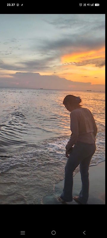 Yulliana safitrie profile icon