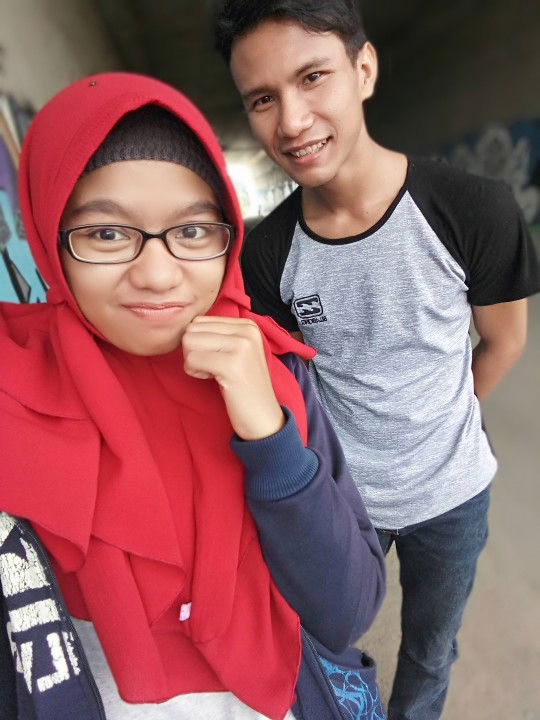 Elly Arviani profile icon