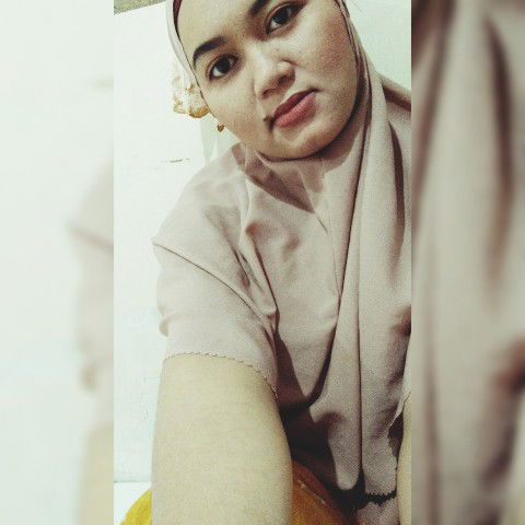 Helni Helni profile icon