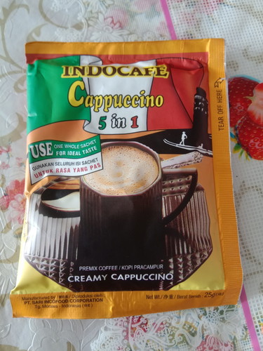 Minum Nescafe