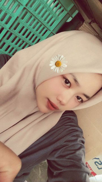 Dewi Susyanti profile icon