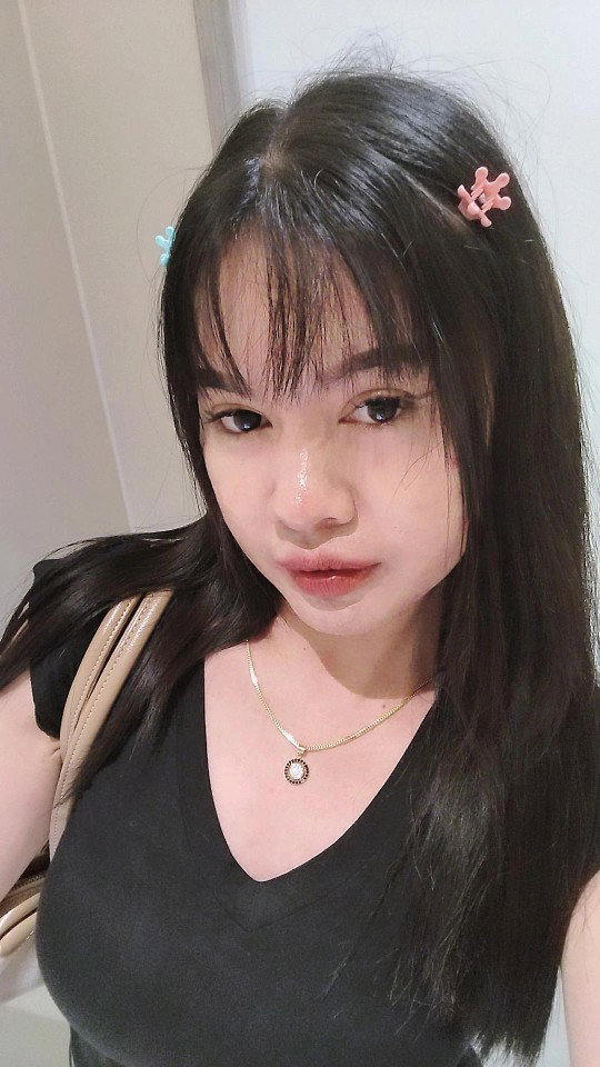 Putri Wulandari profile icon