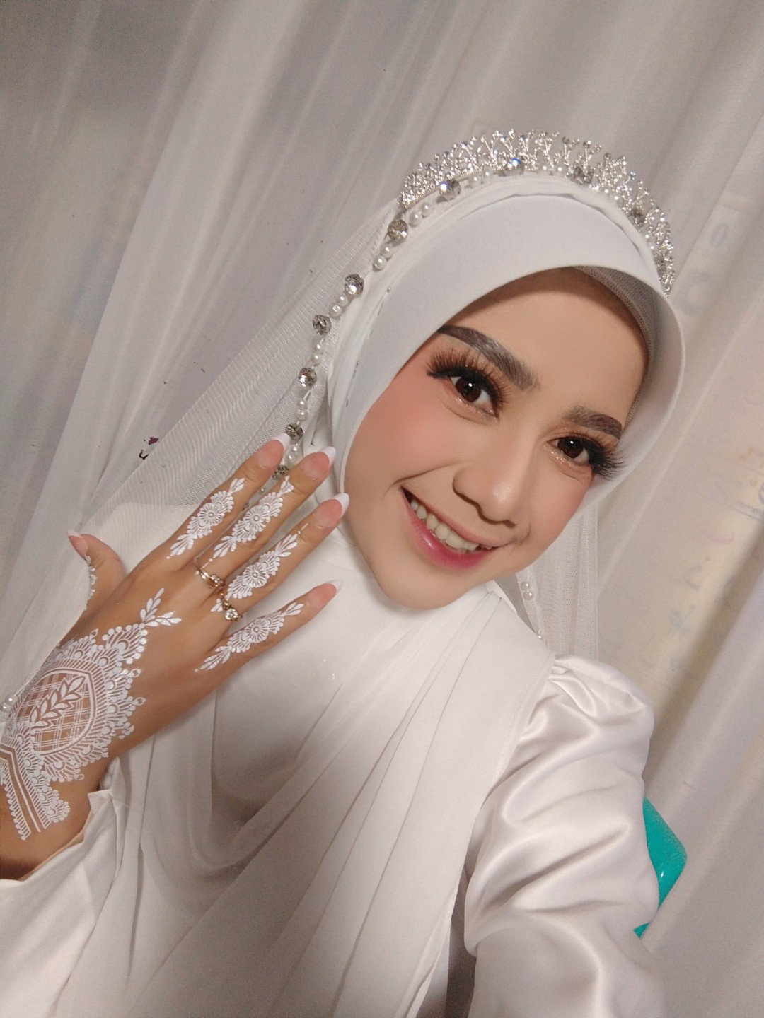 Ayu Riana97 profile icon