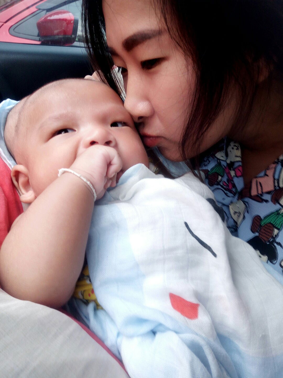 ขอคำแนะนำแม่น่อยค่ะ