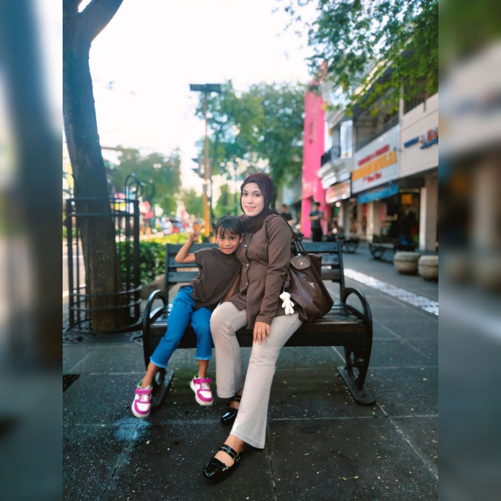 Fitri Ya profile icon