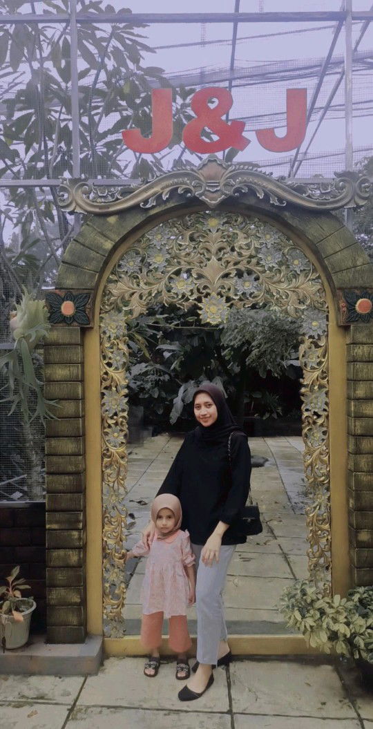 Cucu Agustina profile icon