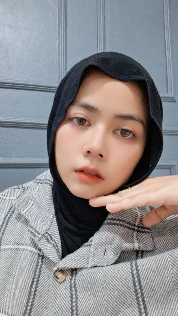 Heni Nurhayani profile icon