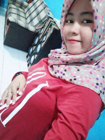 Nur Lisa profile icon