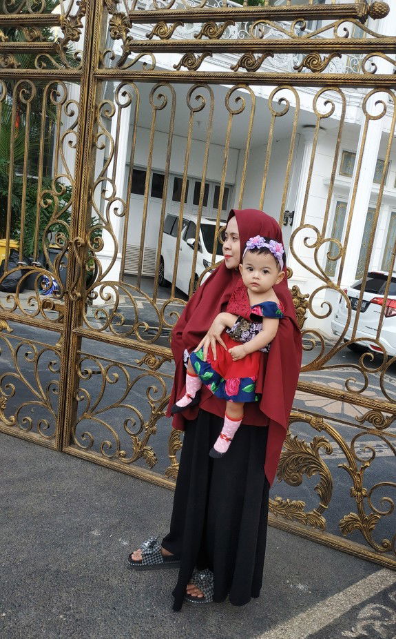 Tya Azzahra profile icon