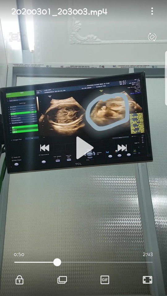 Các mẹ thông thái giúp em với