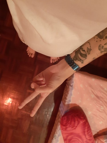 คลอดเดือนอะไรกันค่ะ