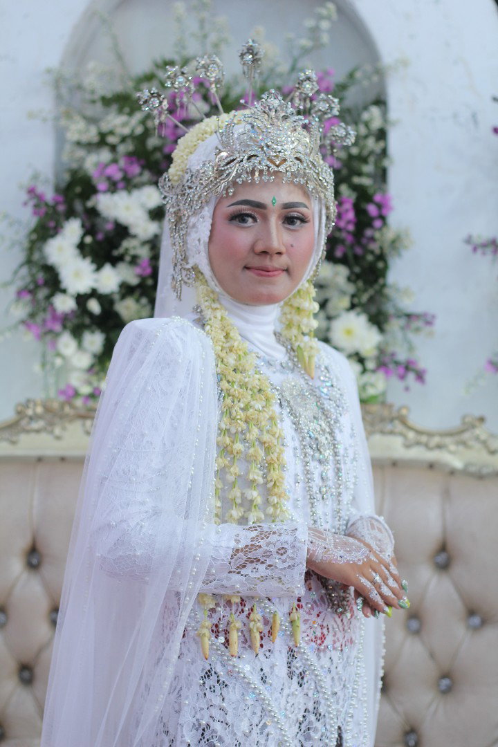 Leni Aginda Rahayu profile icon