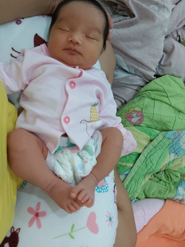 วิธีปลุกลูกให้กินนม