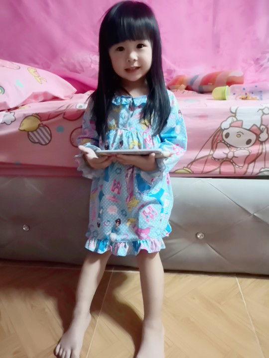 2ขวบ 3 เดือน ผมยาวเท่านี้ค่ะ เพื่อนๆอายุเท่าไหร่กันบ้างคะ ผมยาวแค่ไหนกันแล้วคะ