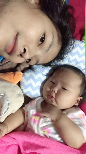 วัคซีน 2 เดือน หนูอ้อนแม่หนักมาก ตัวร้อน มีน้ำมูก มีเสมหะ มาเต็มเลย สงสารเด็กจัง หมอนัดดูอาการพรุ่งนี้