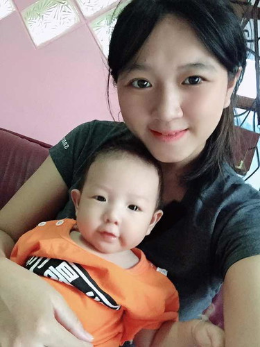 หนุ่มหล่อในบ้าน