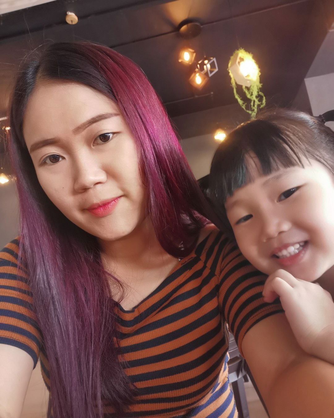 Yue Najwa profile icon