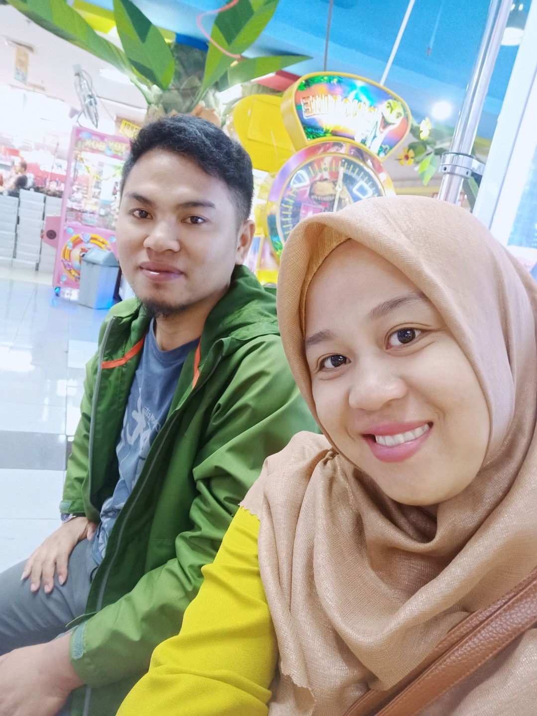 Nurohmah Kurniawati profile icon