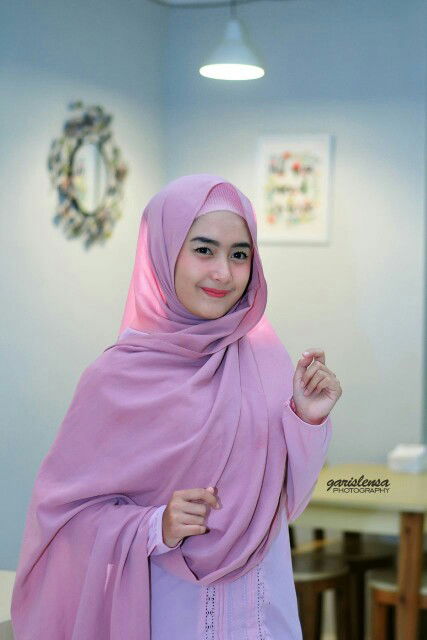 Ajeng Sintya profile icon