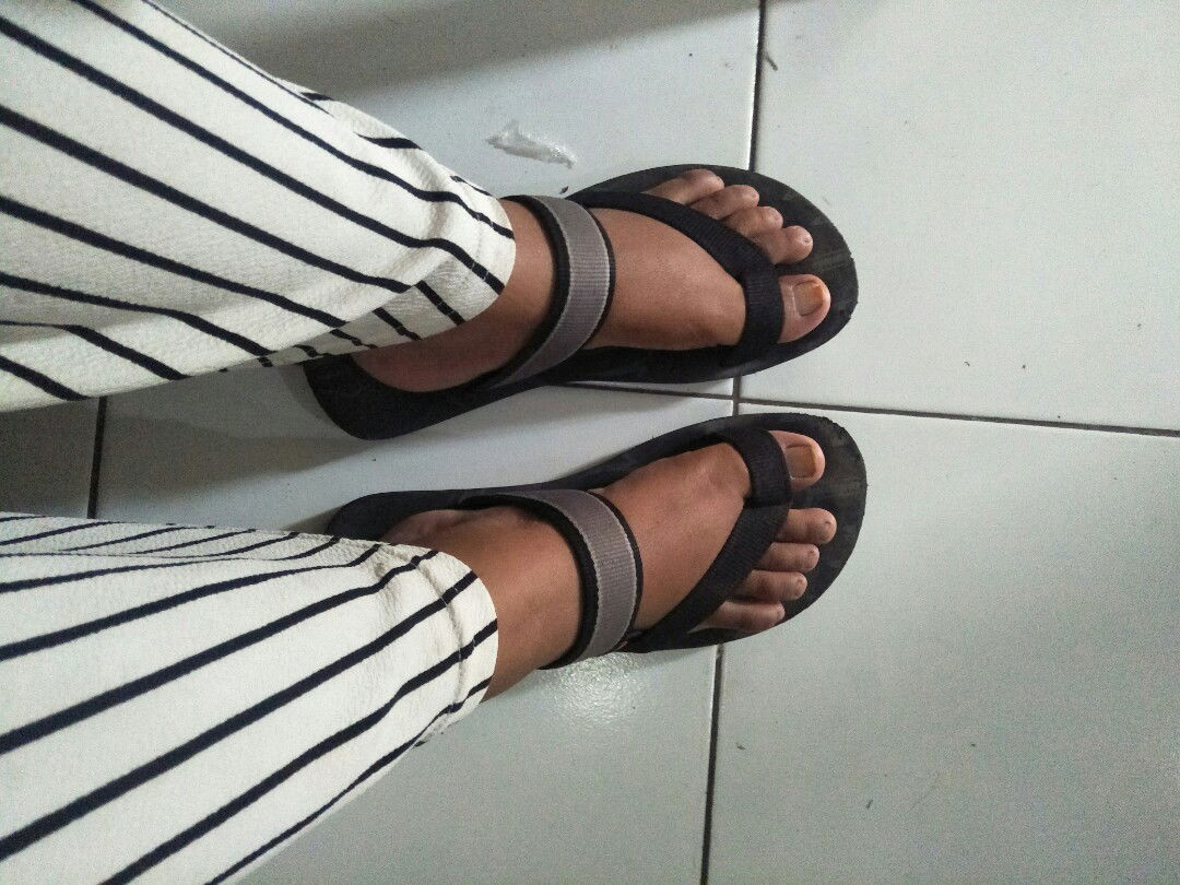 telapak kaki sakit buat jalan