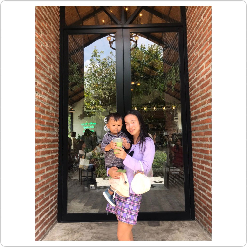 Yuy Porntip profile icon