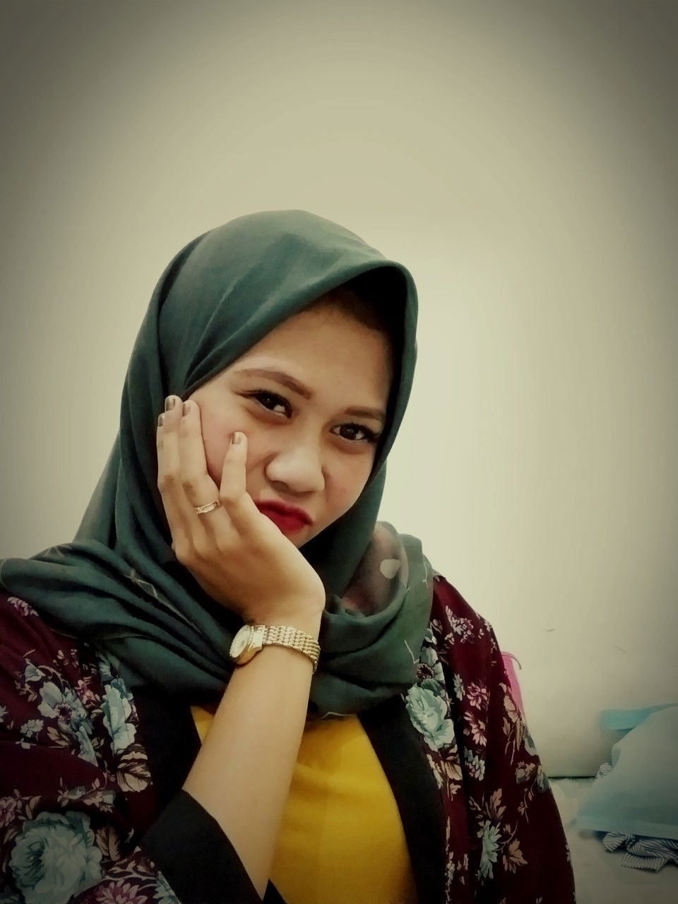 Dwi indriani profile icon