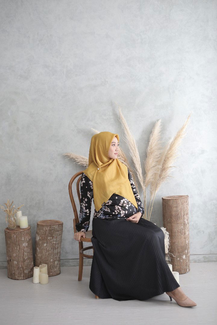 Dhiba Naharani profile icon