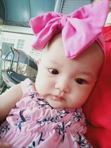 ลูกของเเม่ๆเริ่มนั่งเริ่มคลานตอนกี่เดือนกันบ้างคะ