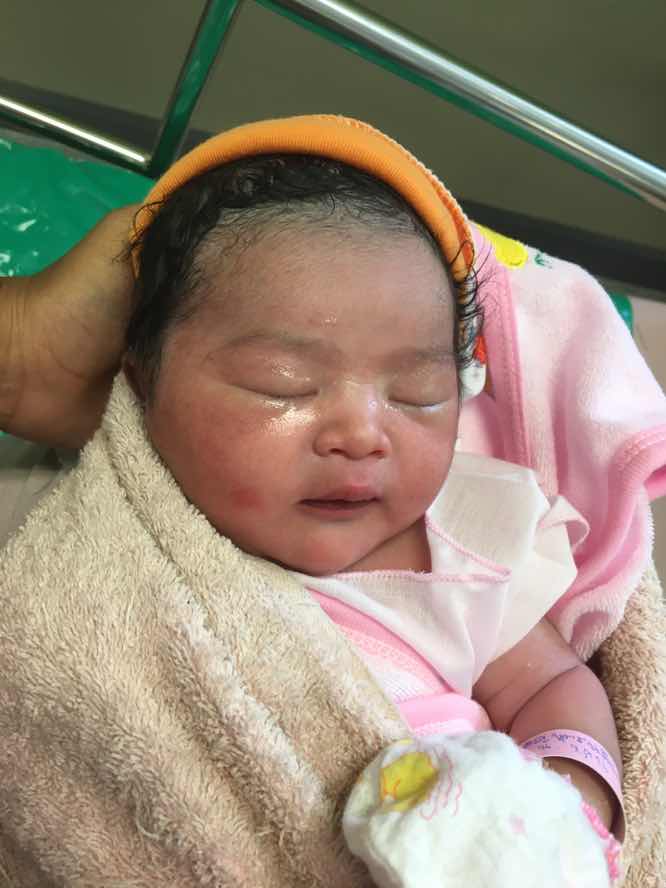 แตกแล้วจ้า กำหนดคลอด 14 เมษา