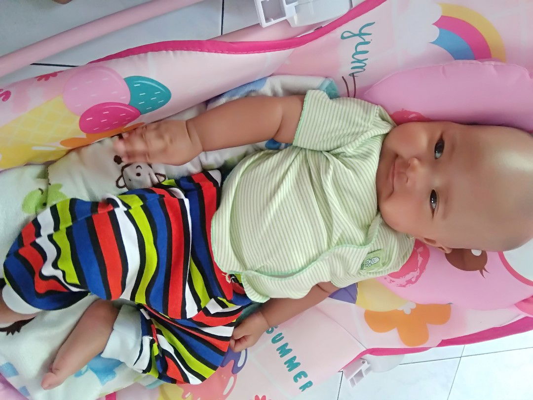 bayi hampir 2 bulan kepala peyang