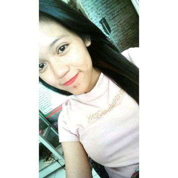 Desmi Fitri Hidayanti profile icon